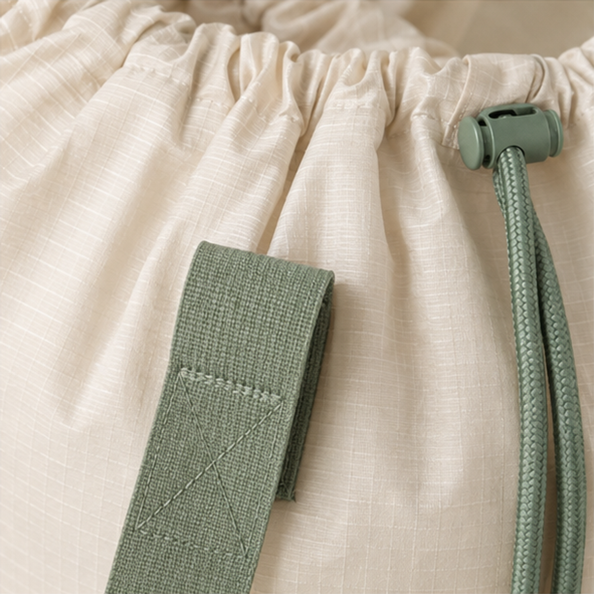 Aonlo ReturnReady Foldable Laundry Bag materials and construction detail